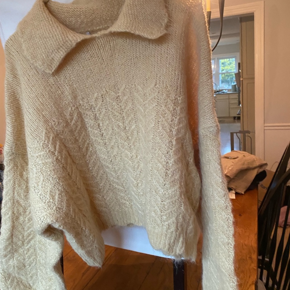 Cropped sweater